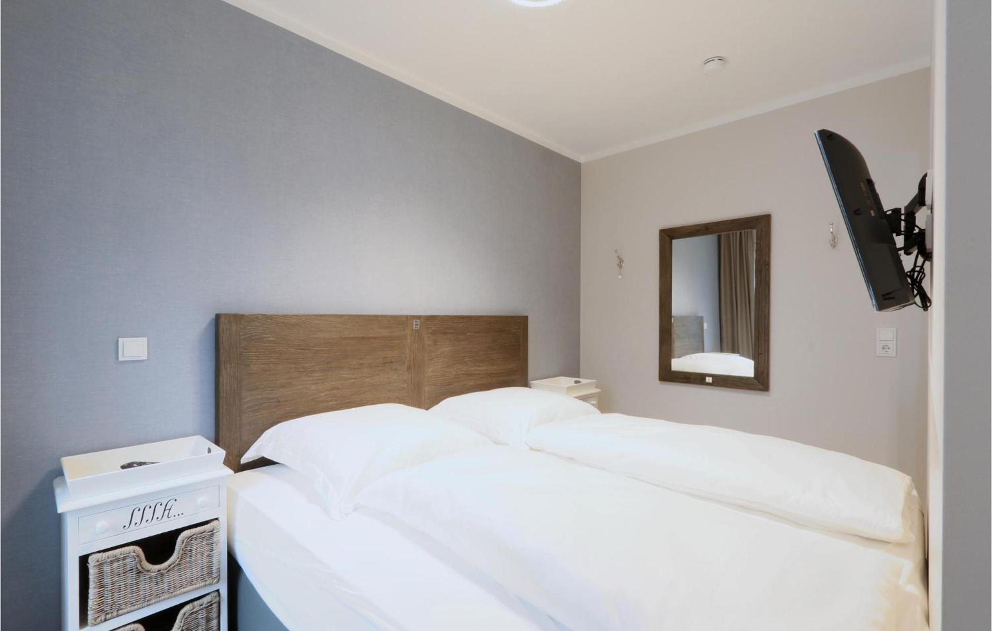 Stunning apartment in Boltenhagen with 1 Bedrooms, Sauna&WiFi Buitenkant foto