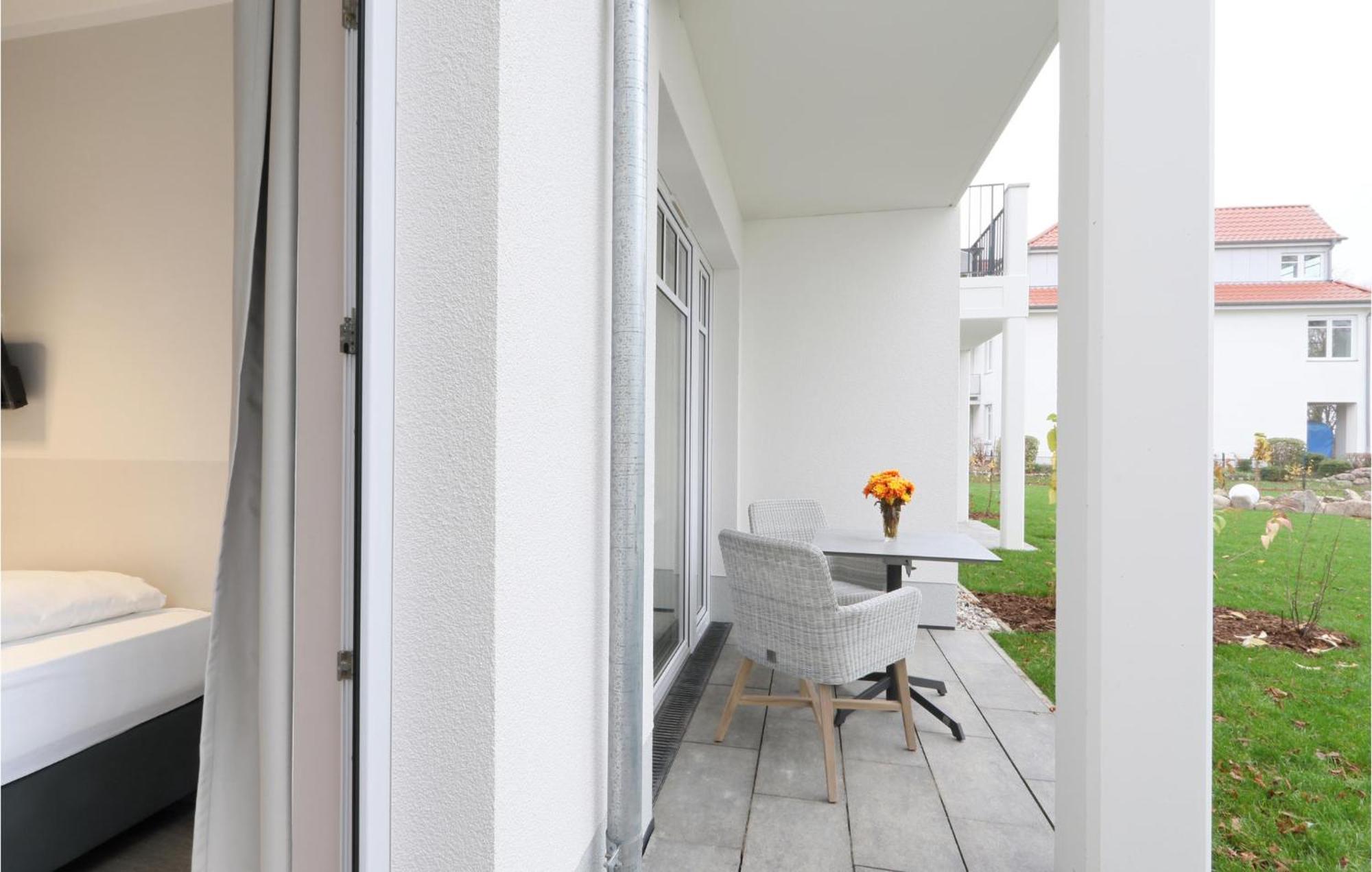 Stunning apartment in Boltenhagen with 1 Bedrooms, Sauna&WiFi Buitenkant foto