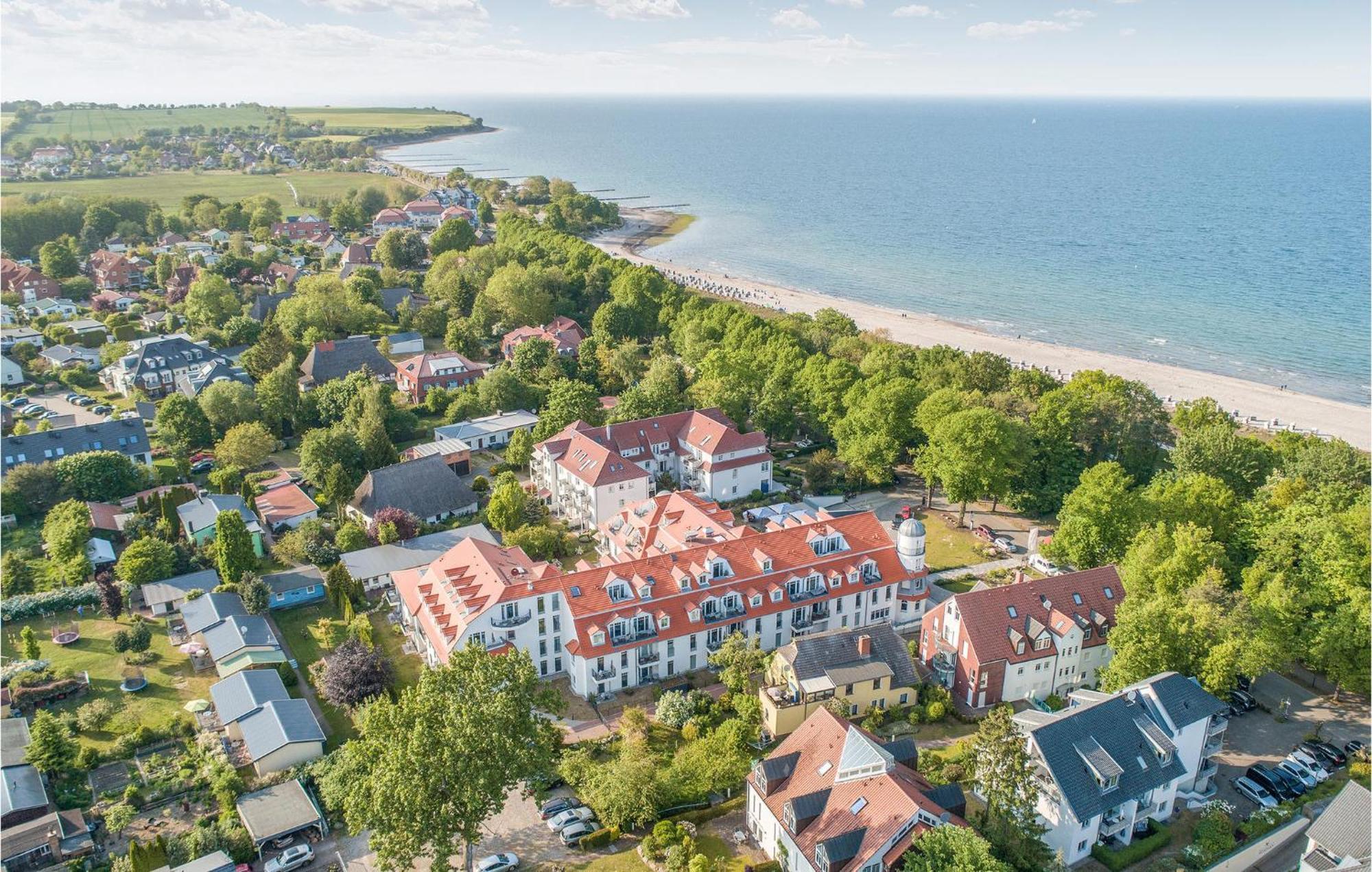 Stunning apartment in Boltenhagen with 1 Bedrooms, Sauna&WiFi Buitenkant foto